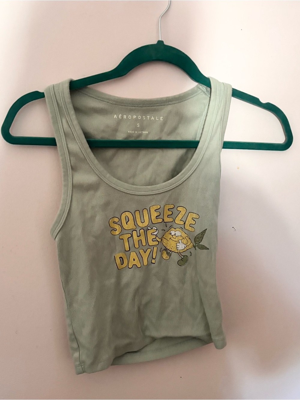 Small Aeropostale Green Graphic Tank Top